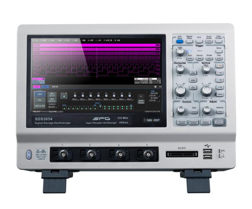 圖4  中國首款智能示波器SDS3054的面板上標(biāo)識了最高采樣率4GS/s